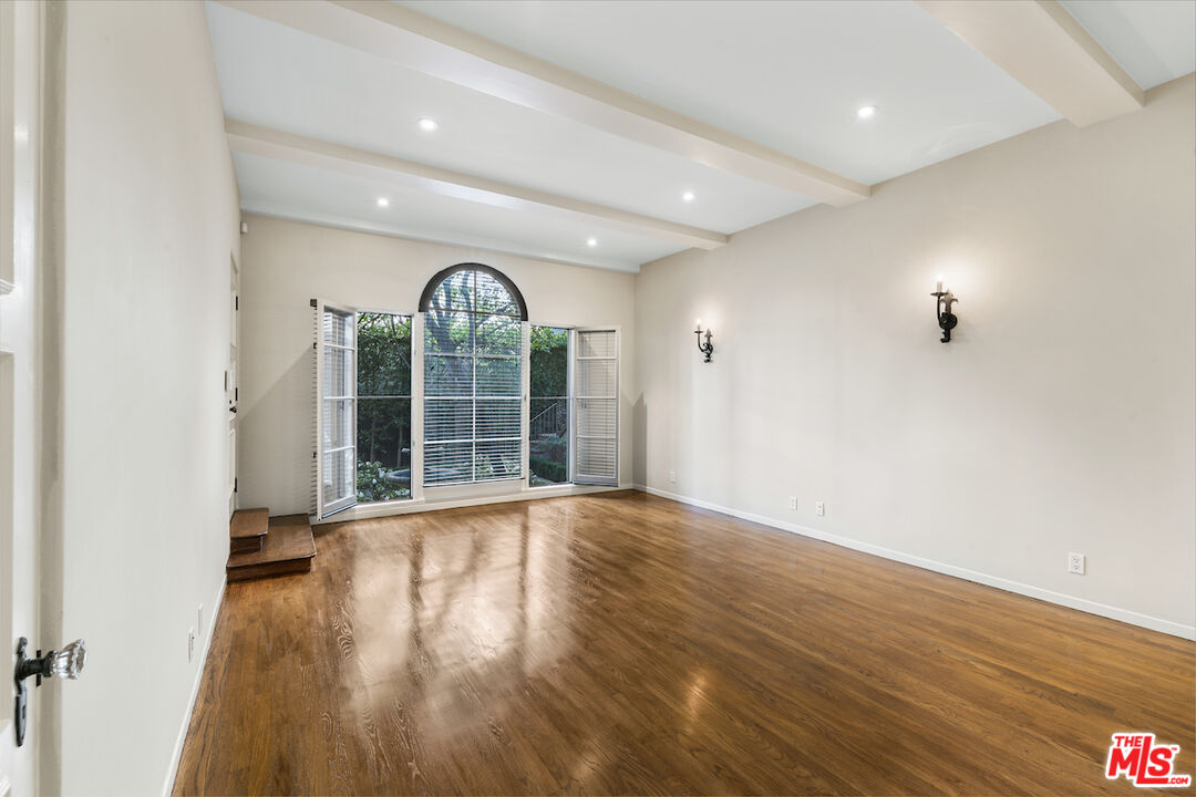 148 S Peck DR Unit: 6