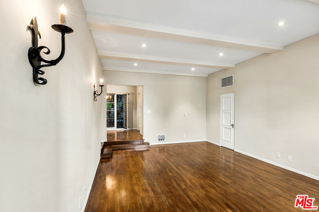 148 S Peck DR Unit: 6