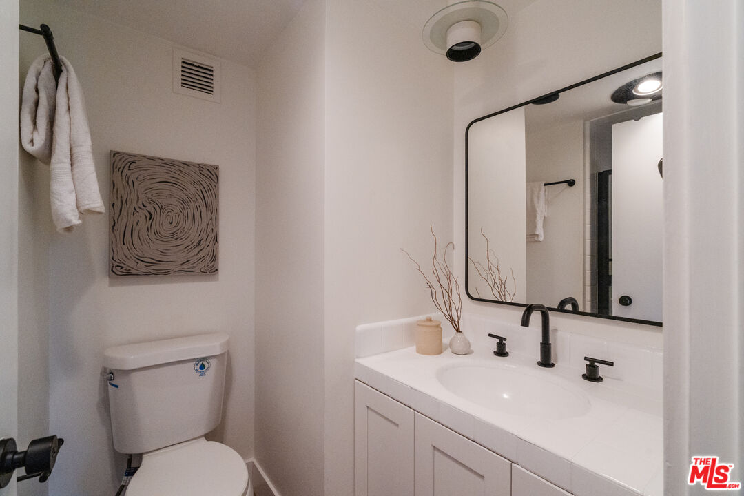 10590 Wilshire Blvd Unit: 803