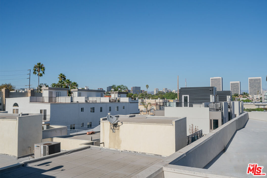 1732 Stoner Ave Unit: 102