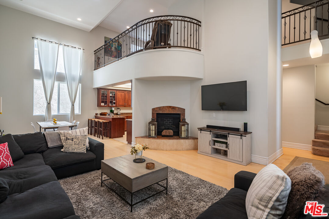 1732 Stoner Ave Unit: 102