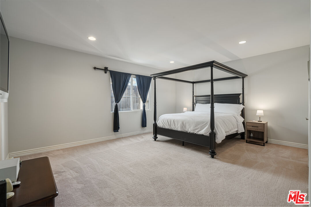 1732 Stoner Ave Unit: 102