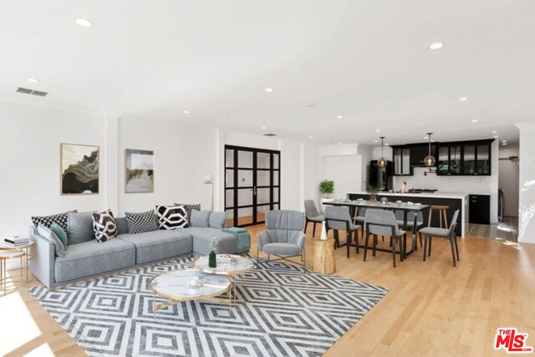 440 S Roxbury Dr Unit: 101