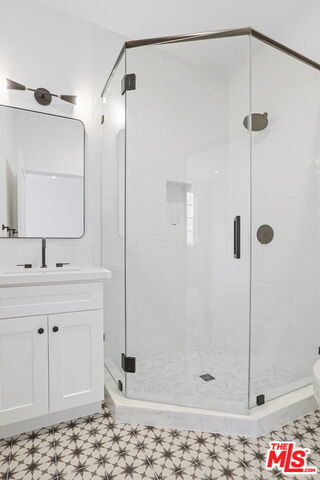 6206 Orange St Unit: 1/2