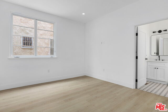 6206 Orange St Unit: 1/2