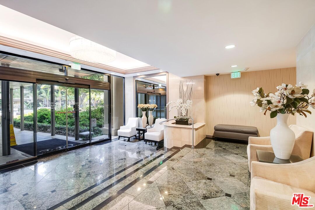 2160 Century Park Unit: 1704