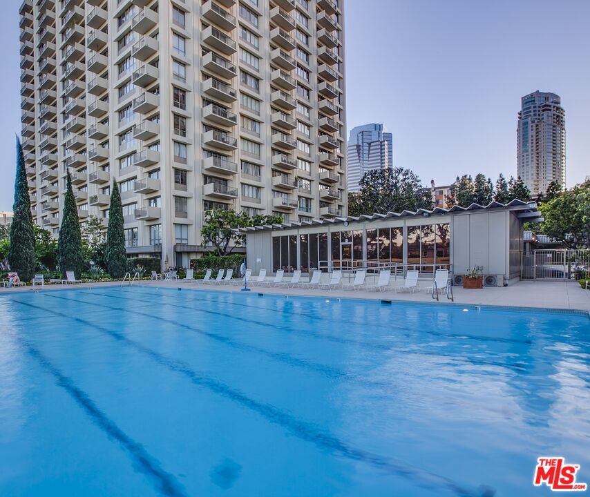 2160 Century Park Unit: 1704