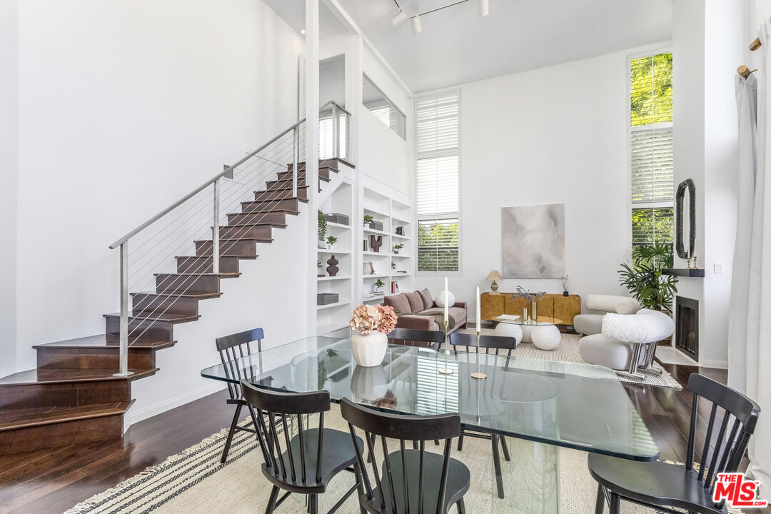 9000 Cynthia St Unit: 404