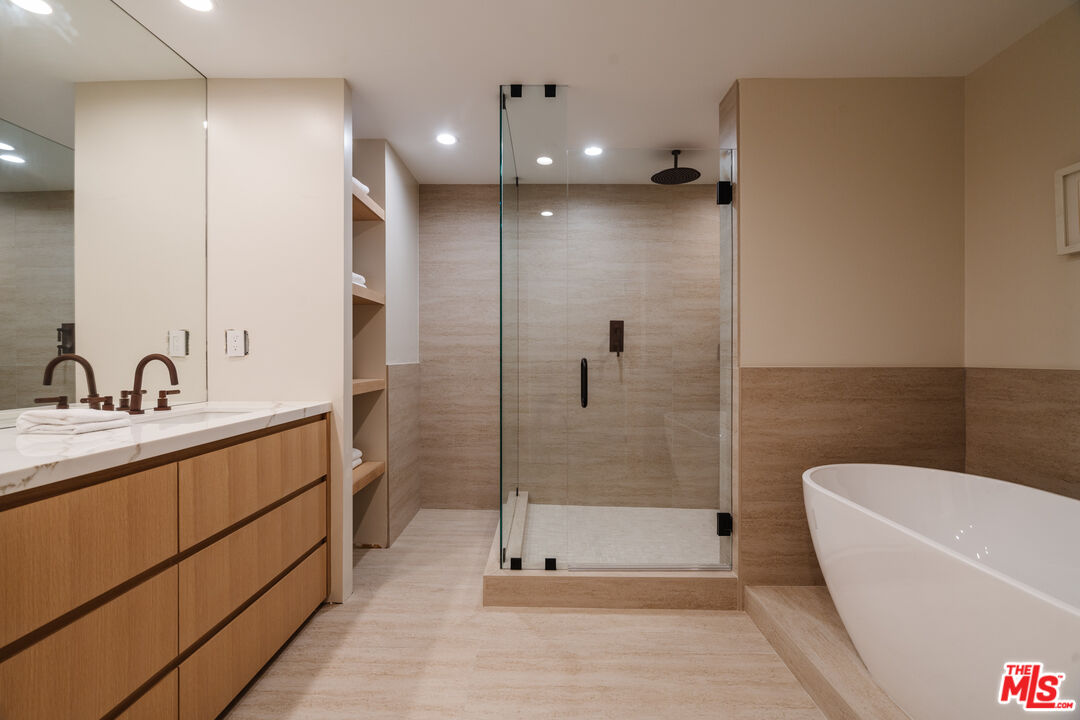 10790 Wilshire Blvd Unit: 1003