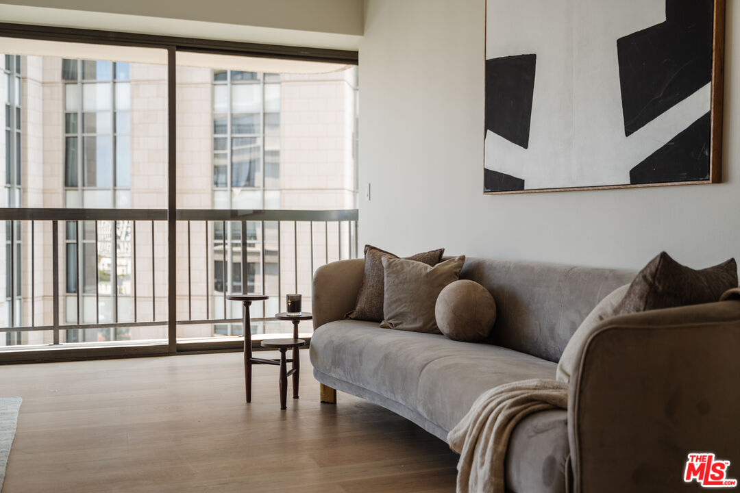 10790 Wilshire Blvd Unit: 1003