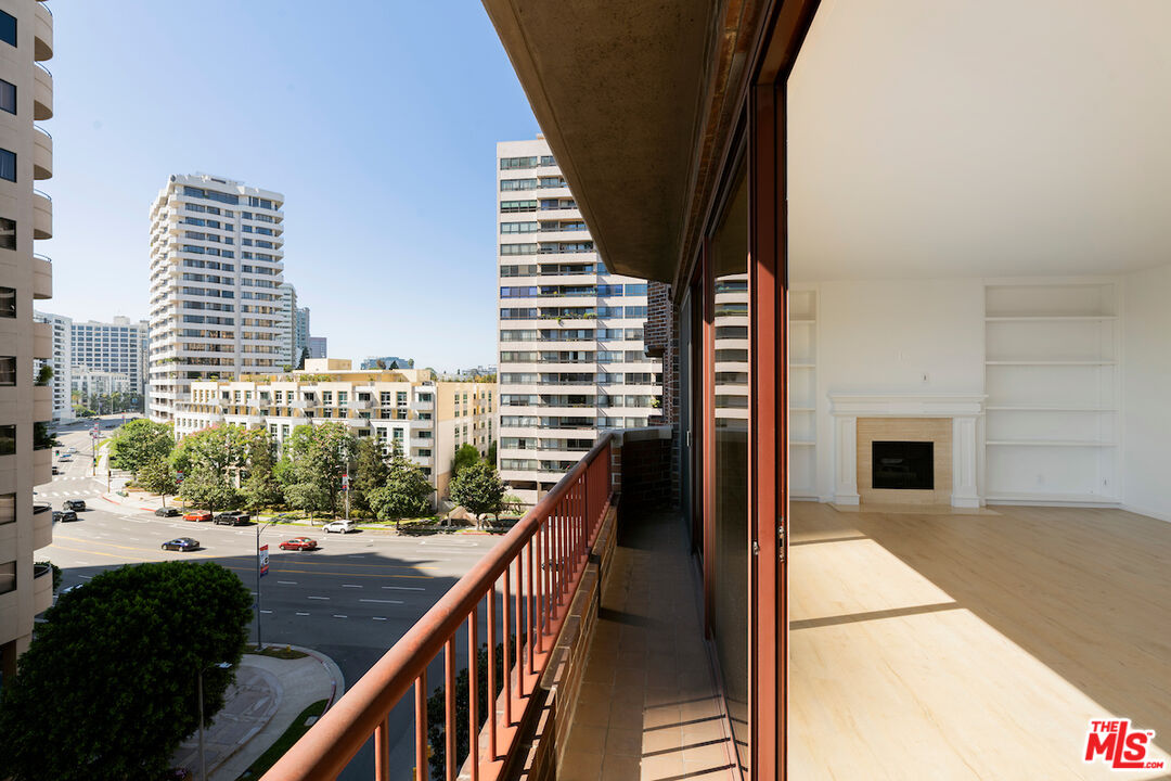 10550 Wilshire Blvd Unit: 601
