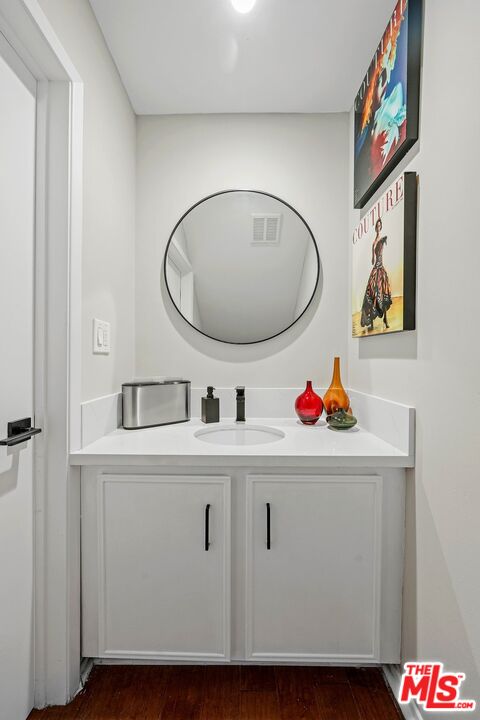 1209 Larrabee St Unit: 4