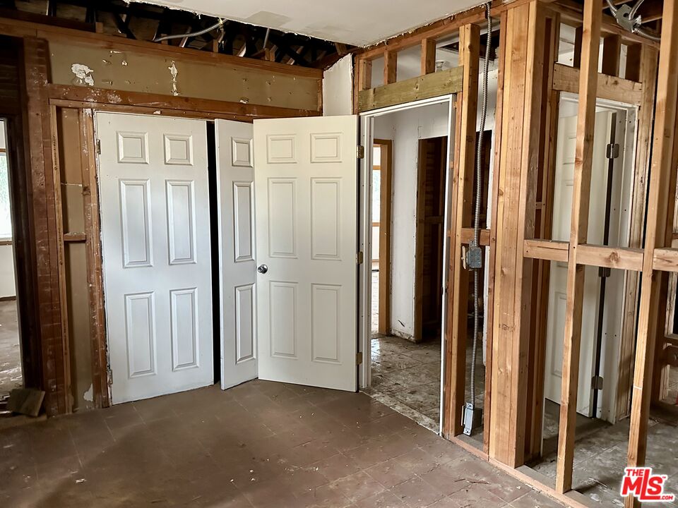 6734 Woodrow Wilson Dr