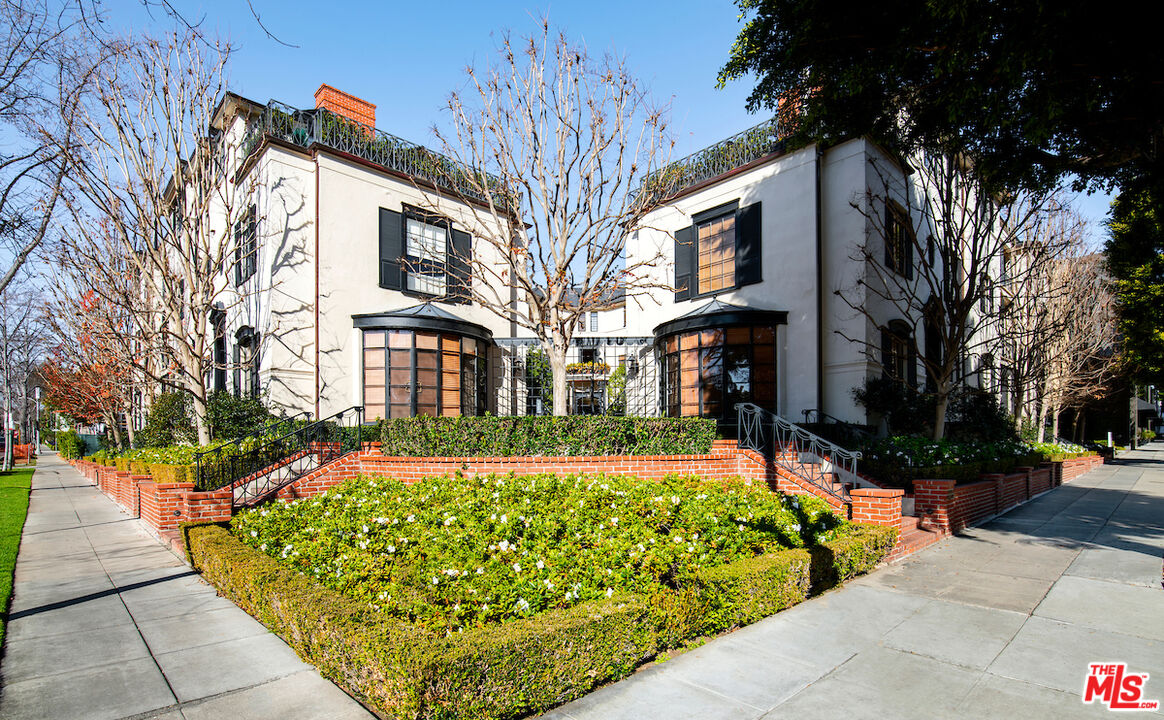 175 S Rodeo Dr