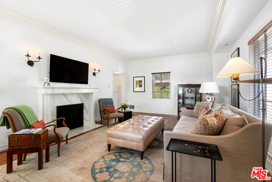 175 S Rodeo Dr