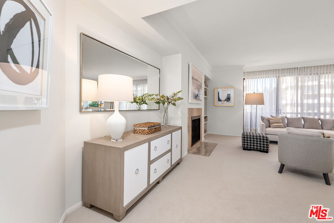 10550 Wilshire Blvd Unit: 203