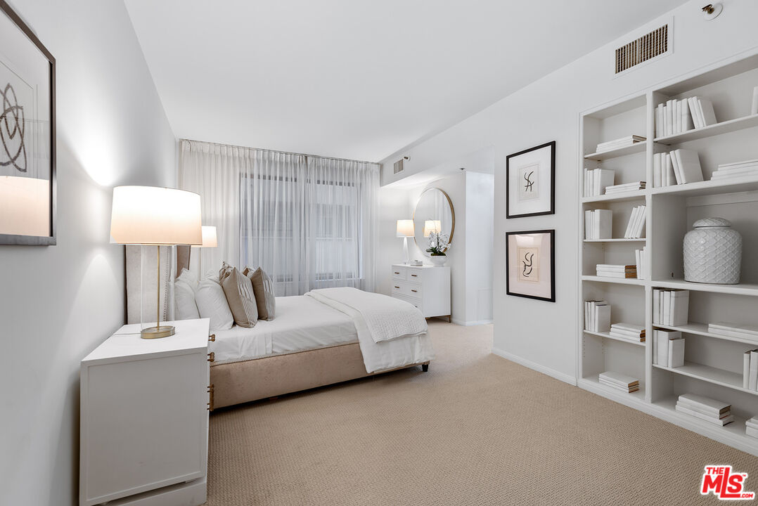 10550 Wilshire Blvd Unit: 203