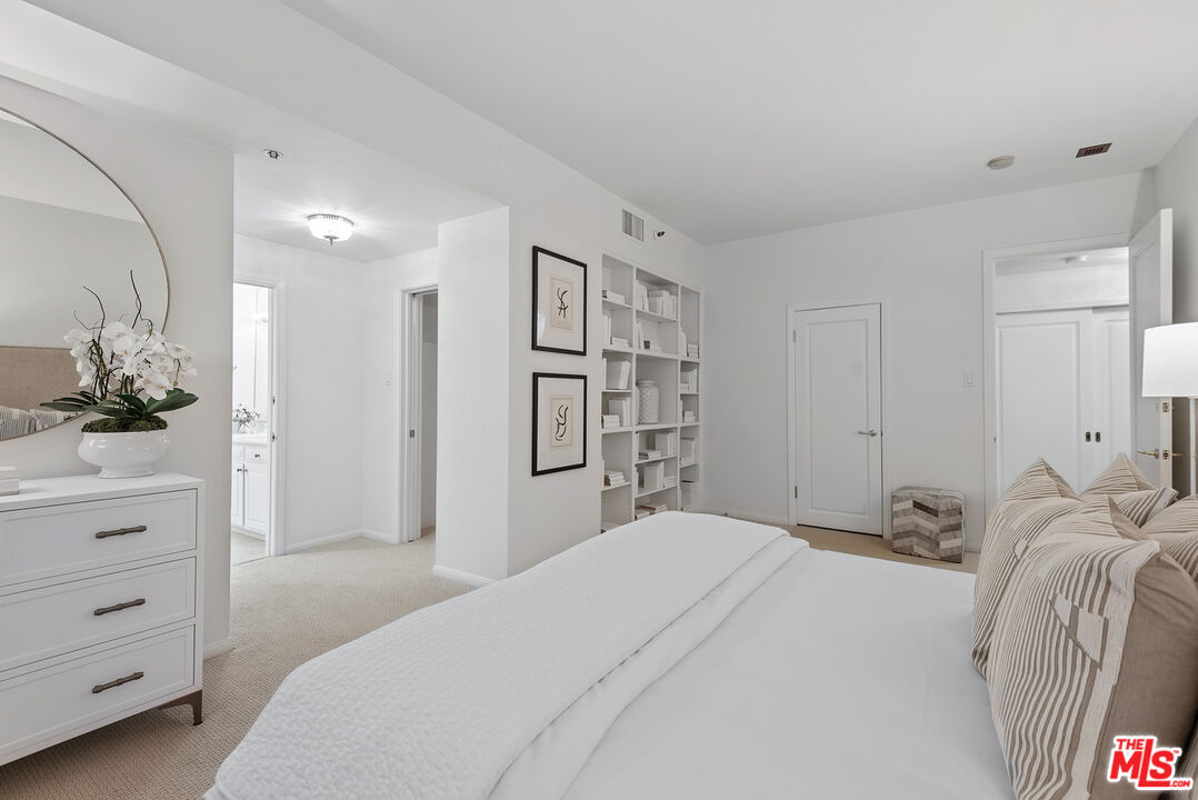 10550 Wilshire Blvd Unit: 203