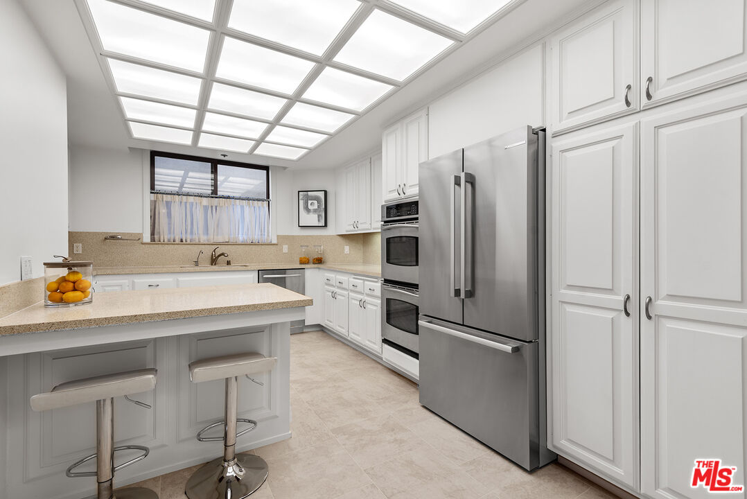 10550 Wilshire Blvd Unit: 203