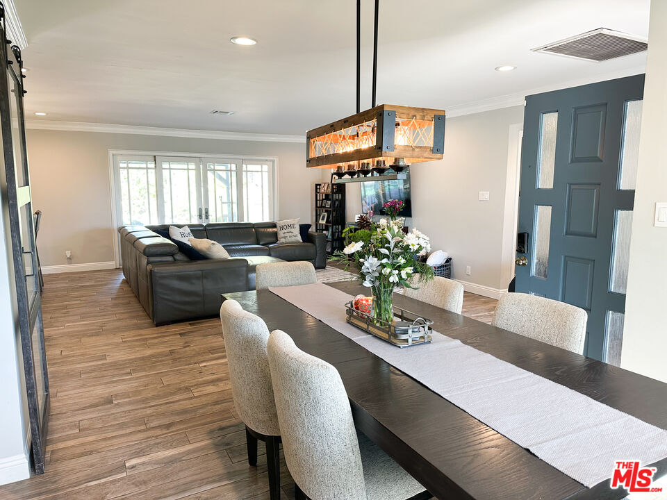 17905 San Fernando Mission Blvd