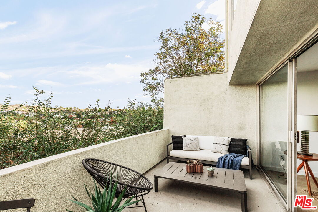 1701 Clinton St Unit: 514