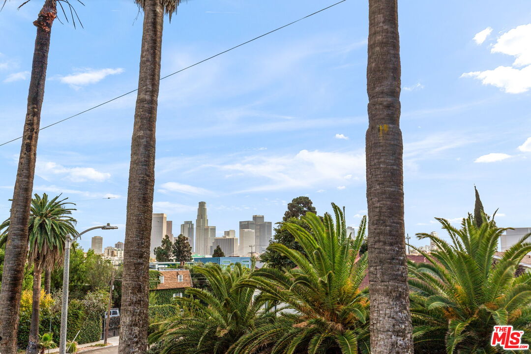 1701 Clinton St Unit: 514