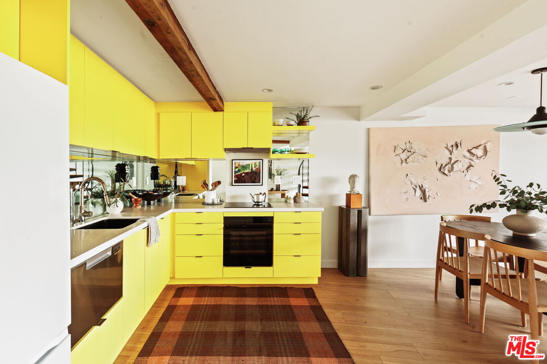 1701 Clinton St Unit: 514