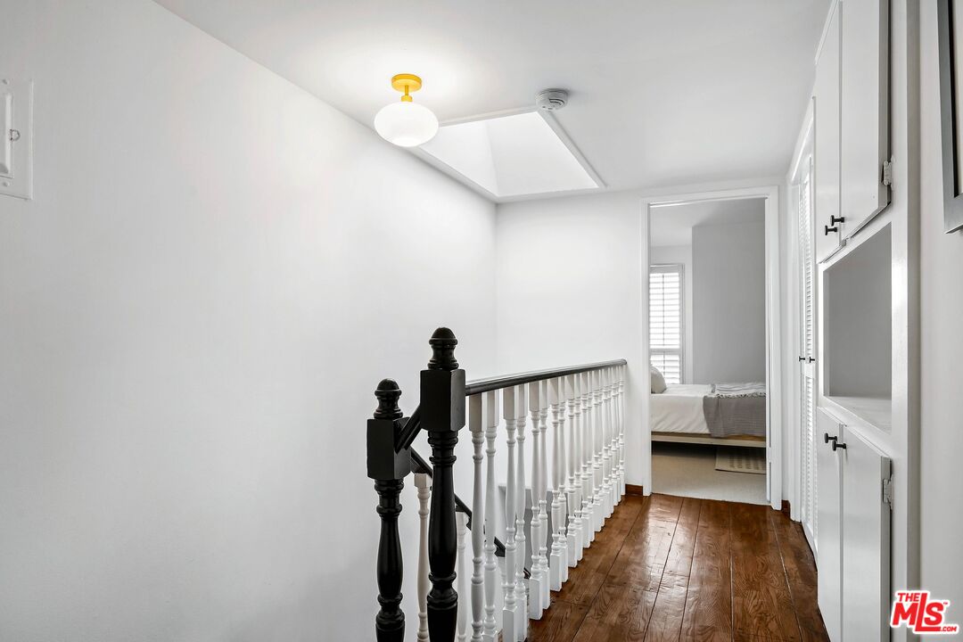 853 Larrabee St Unit: 4