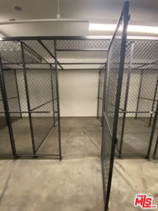 211 W Elm Ct Unit: 3C