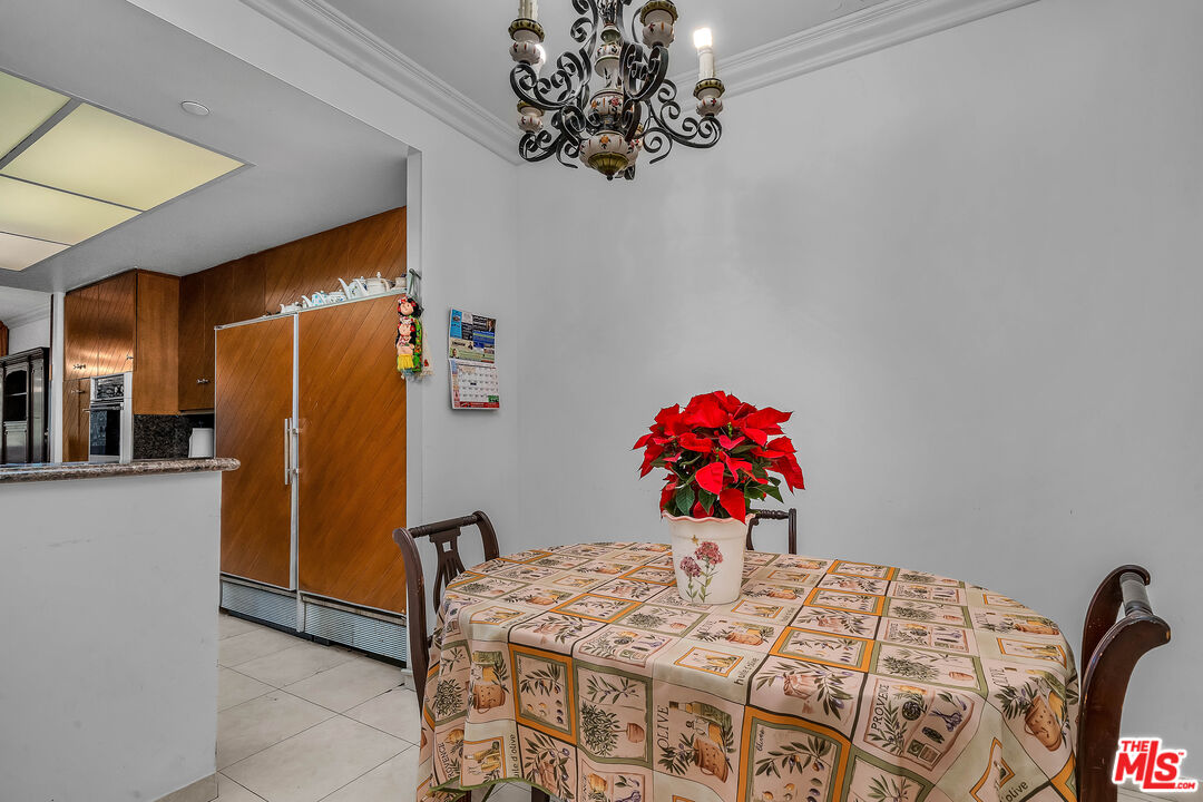 10551 Wilshire Blvd Unit: 404