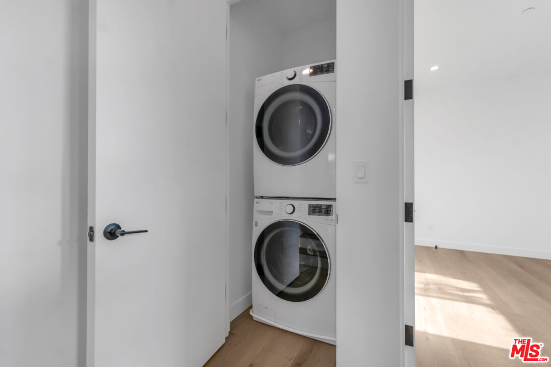 3139 Curts Ave Unit: B