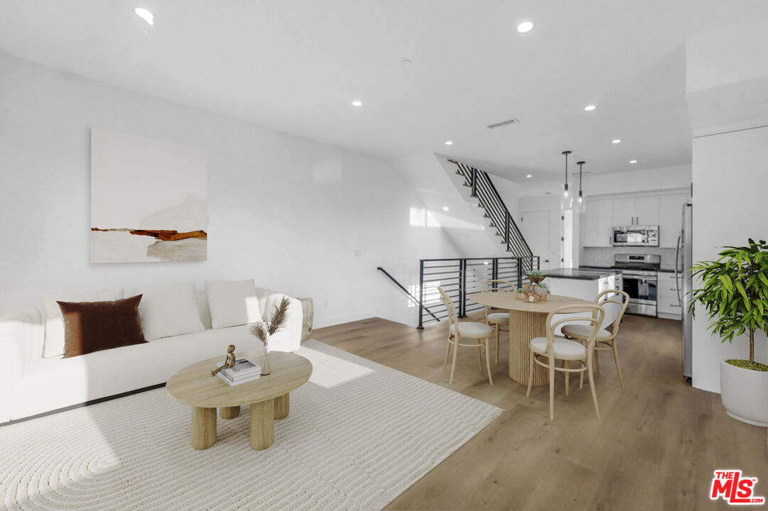 3139 Curts Ave Unit: B