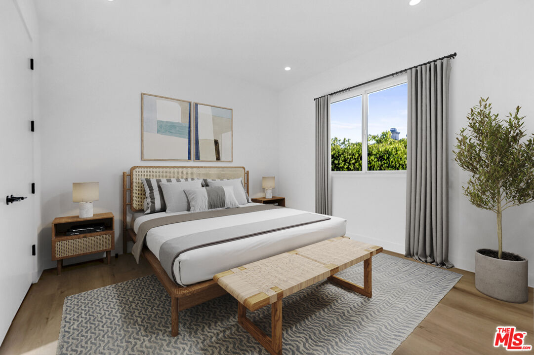 3139 Curts Ave Unit: B