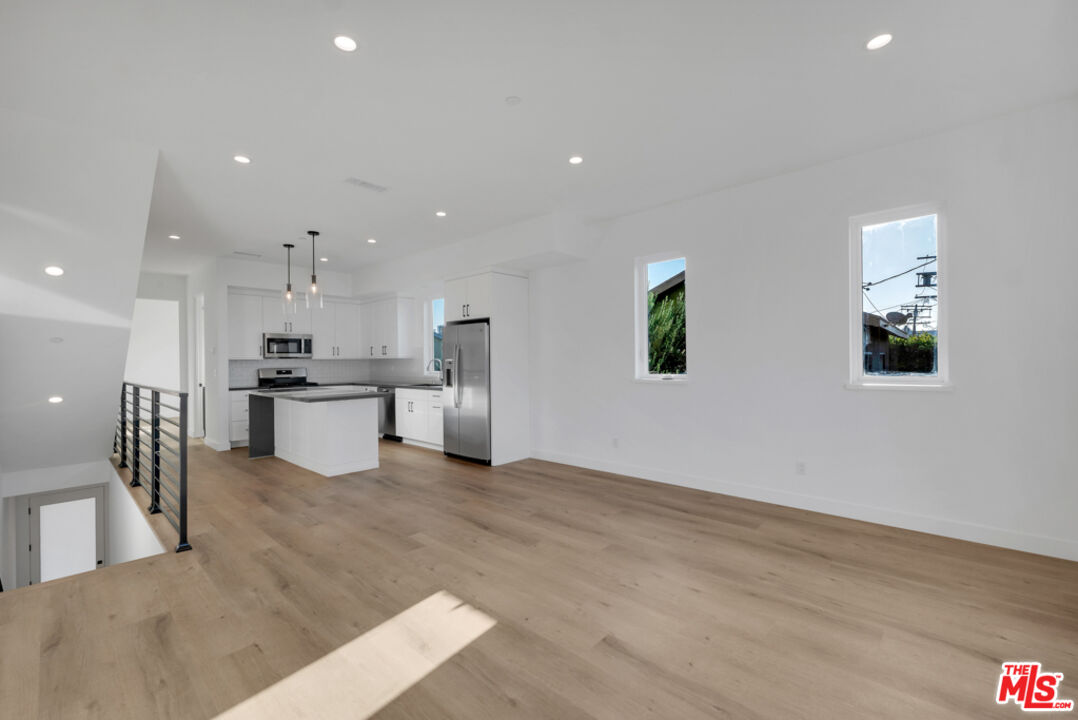 3139 Curts Ave Unit: B