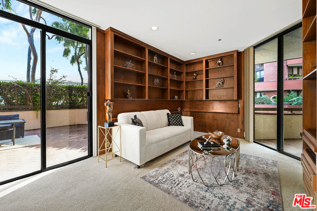 300 N Swall Dr Unit: 108