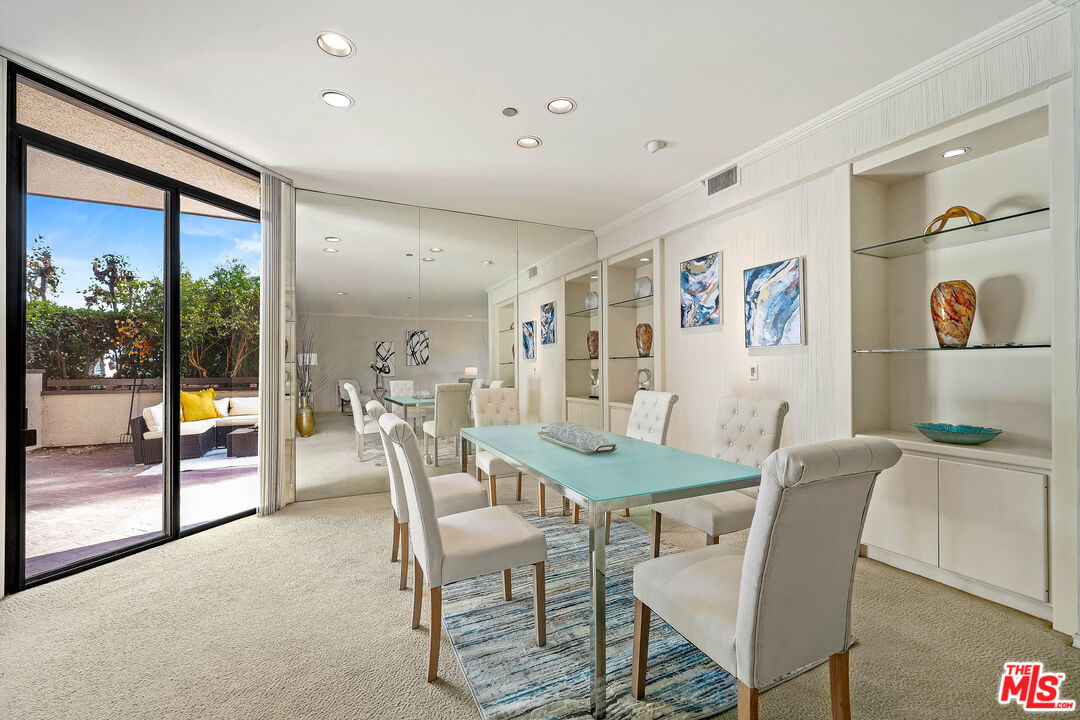 300 N Swall Dr Unit: 108