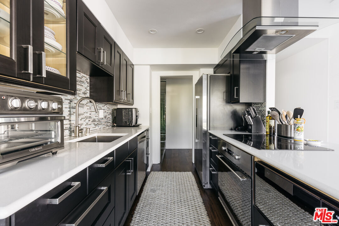 1155 N La Cienega Blvd Unit: 601