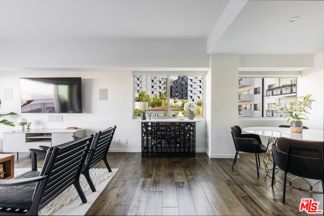 1155 N La Cienega Blvd Unit: 601