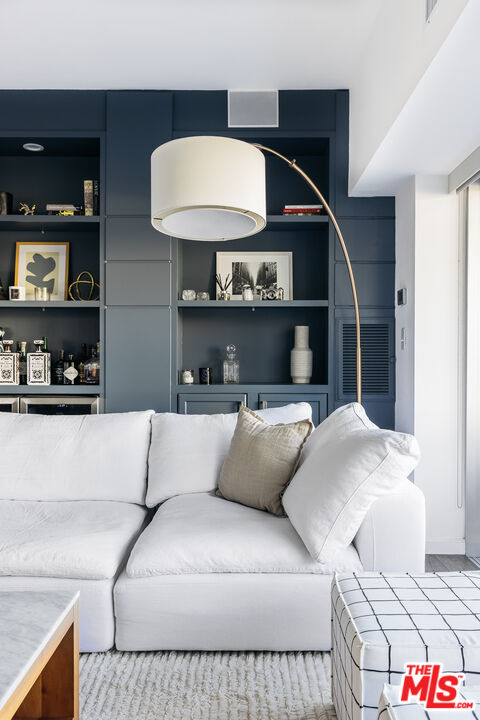 1155 N La Cienega Blvd Unit: 601