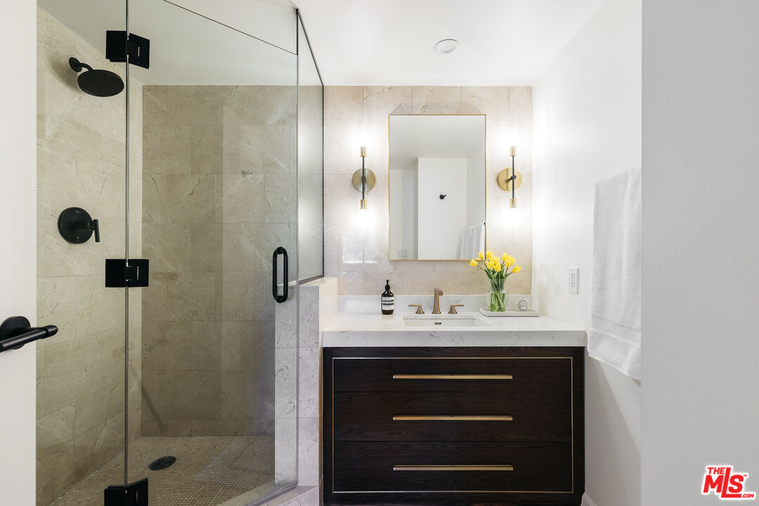 1155 N La Cienega Blvd Unit: 601