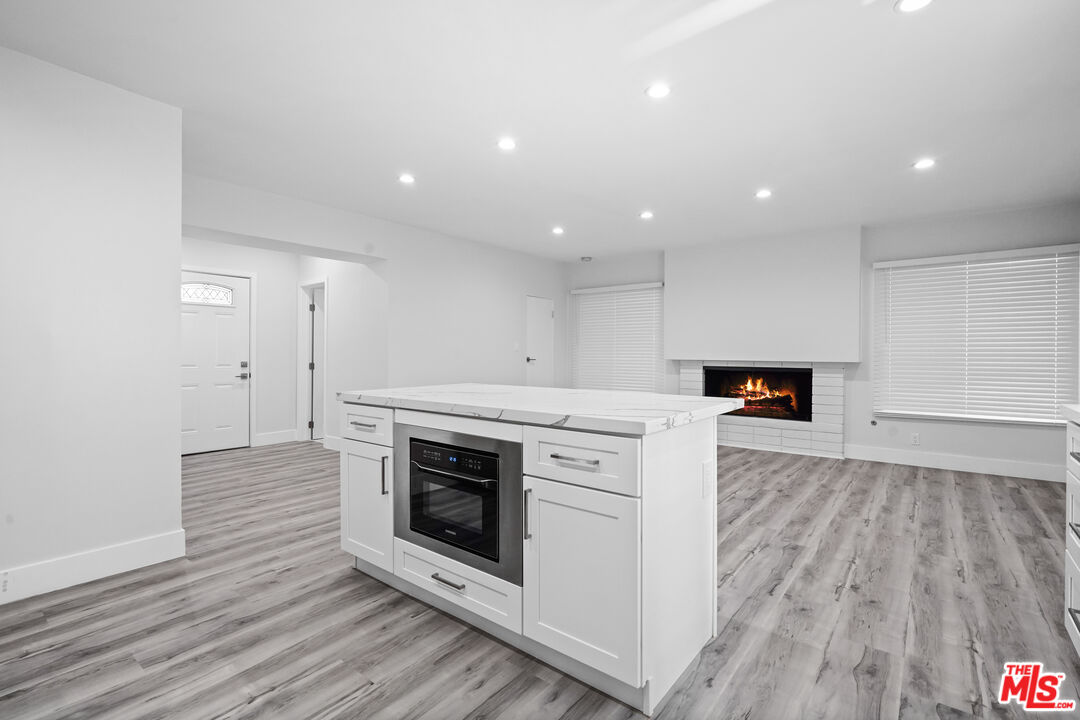 1449 Butler Ave Unit: 1