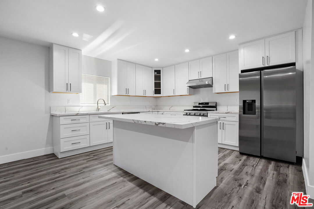 1449 Butler Ave Unit: 1