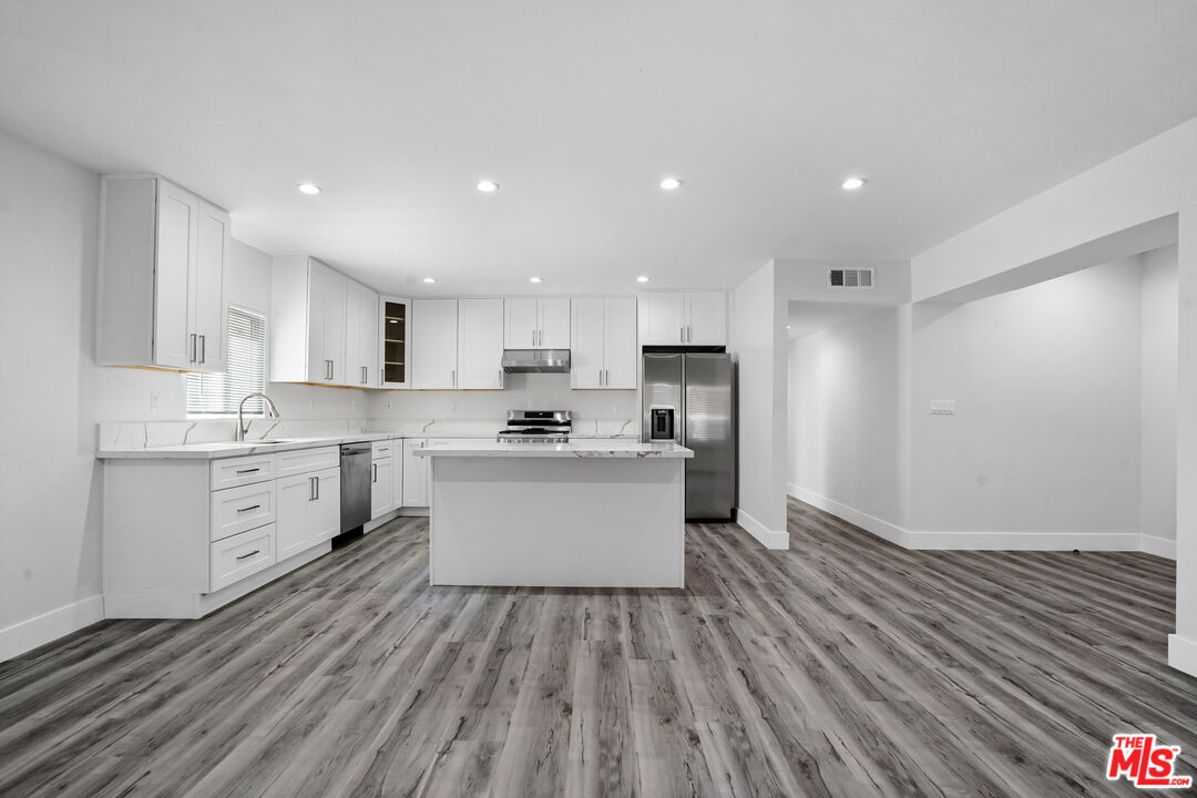 1449 Butler Ave Unit: 1