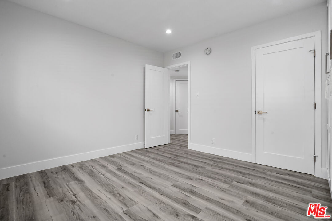 1449 Butler Ave Unit: 1