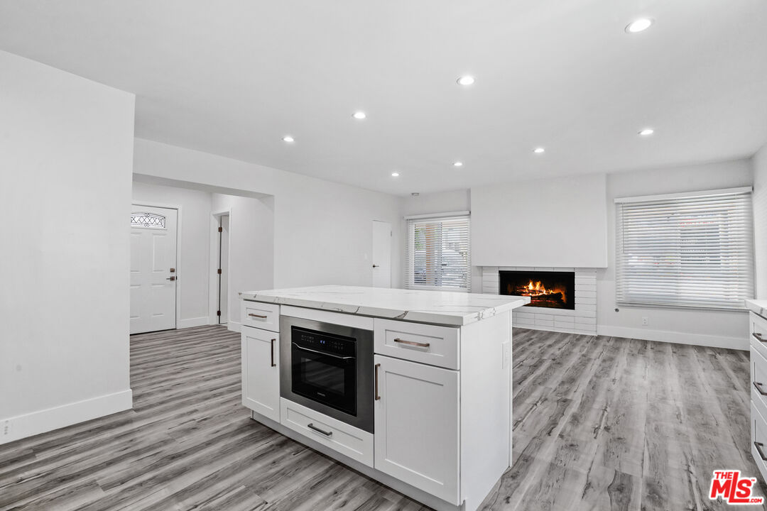 1449 Butler Ave Unit: 1