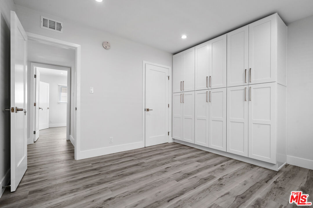 1449 Butler Ave Unit: 1