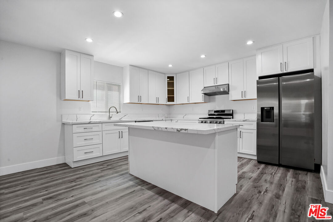 1449 Butler Ave Unit: 1