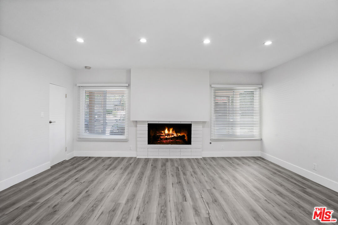 1449 Butler Ave Unit: 1