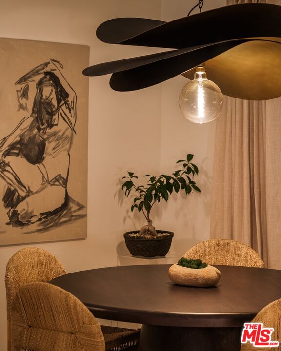 42 E Sierra Madre Blvd