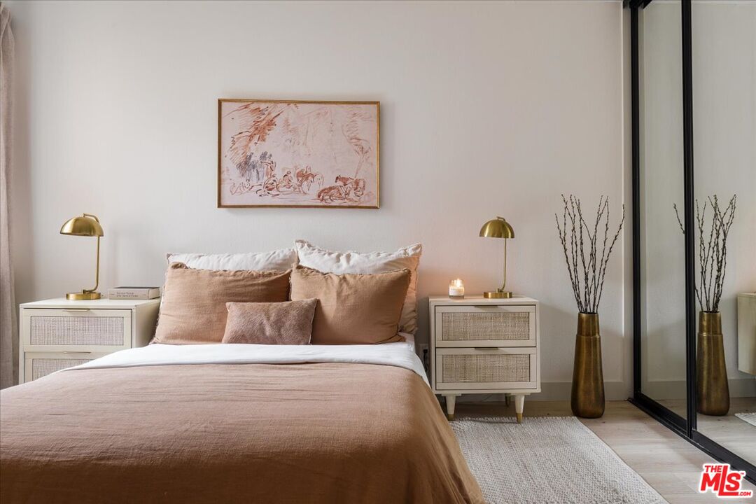 42 E Sierra Madre Blvd